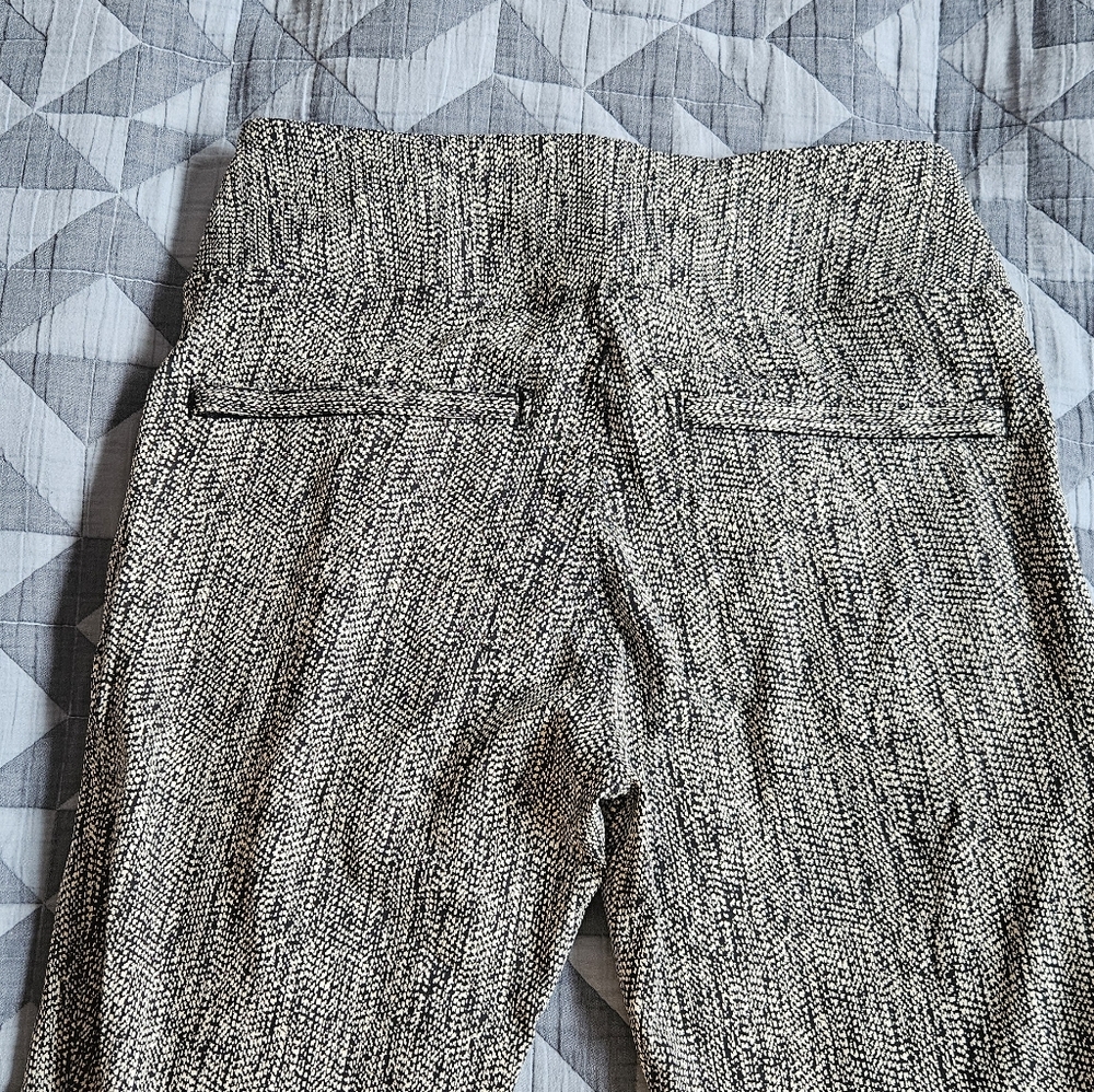 Athleta Textured Zip-Hem Pants | Medium Tall | Excellent Condition